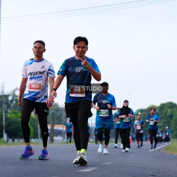 Runner Photo 4850543