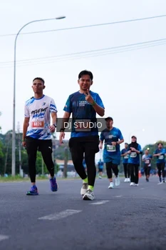 Runner Photo 4850572
