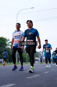 Runner Photo 4850613