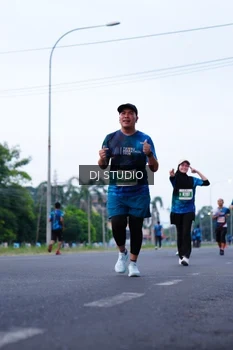 Runner Photo 4850660