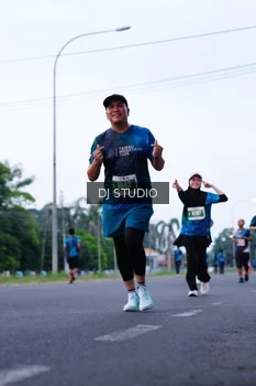 Runner Photo 4850701