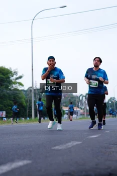 Runner Photo 4850943