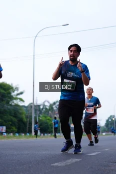 Runner Photo 4851023