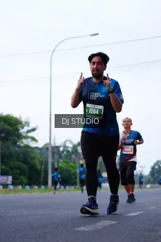 Runner Photo 4851031