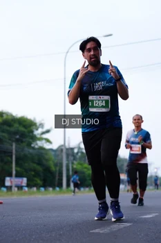 Runner Photo 4851059