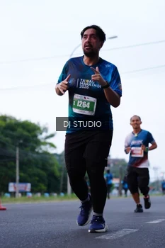 Runner Photo 4851073