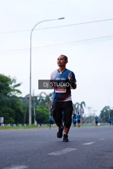 Runner Photo 4851076