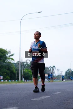 Runner Photo 4851090