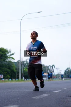 Runner Photo 4851099
