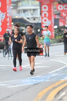 Runner Photo 4851103