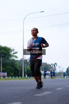 Runner Photo 4851114