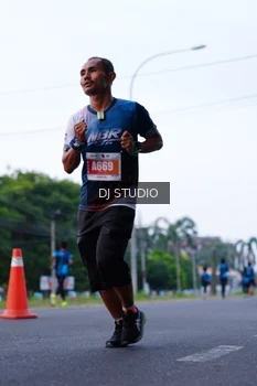 Runner Photo 4851156