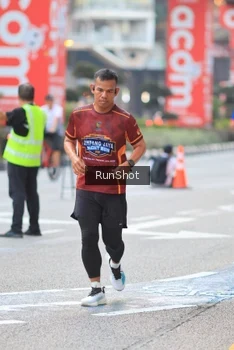 Runner Photo 4851166