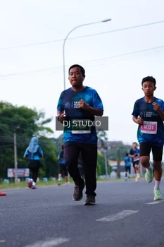 Runner Photo 4851173