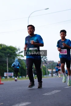Runner Photo 4851179