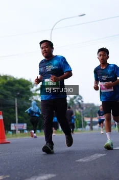 Runner Photo 4851190