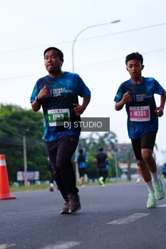 Runner Photo 4851198