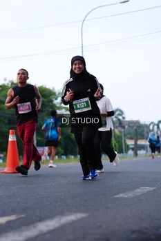 Runner Photo 4851251