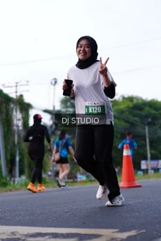 Runner Photo 4851426