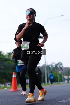 Runner Photo 4851524