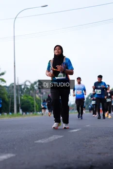 Runner Photo 4851556