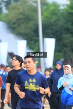 Runner Photo 4851636