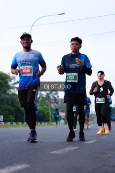 Runner Photo 4851726