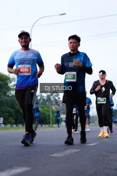 Runner Photo 4851732