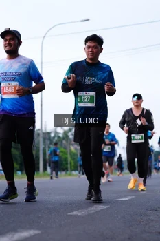 Runner Photo 4851752