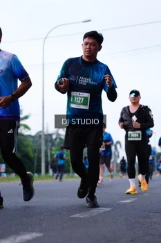 Runner Photo 4851758