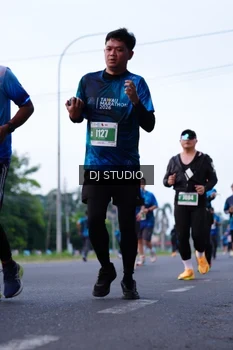 Runner Photo 4851764