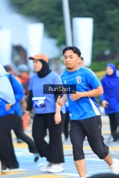 Runner Photo 4851836