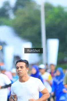 Runner Photo 4851895
