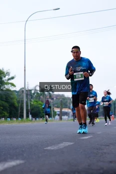 Runner Photo 4851909