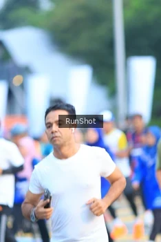 Runner Photo 4851929