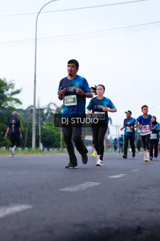 Runner Photo 4852034