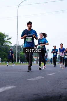 Runner Photo 4852055