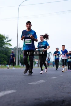 Runner Photo 4852062