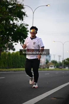 Runner Photo 4852224