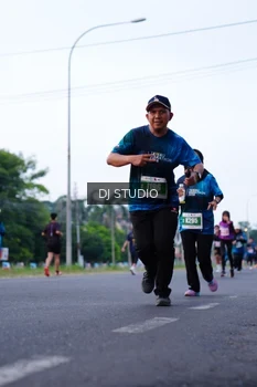 Runner Photo 4852236