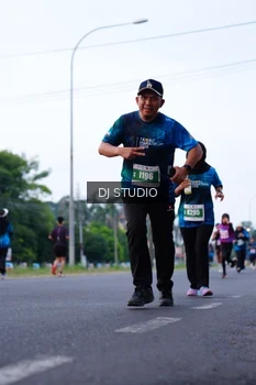 Runner Photo 4852243