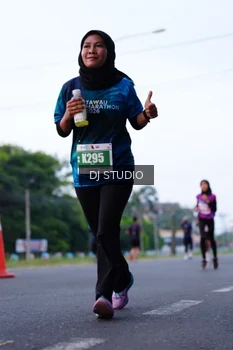 Runner Photo 4852336