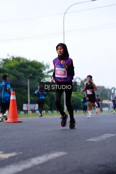 Runner Photo 4852351