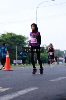 Runner Photo 4852353
