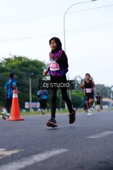 Runner Photo 4852363