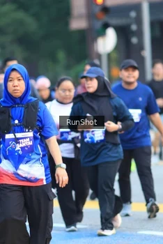 Runner Photo 4852374