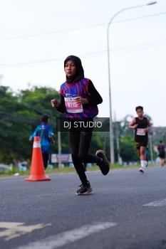 Runner Photo 4852377