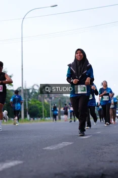 Runner Photo 4852399