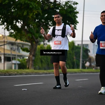 Runner Photo 4852449
