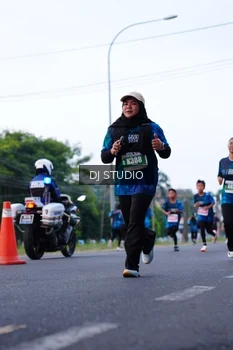 Runner Photo 4852479